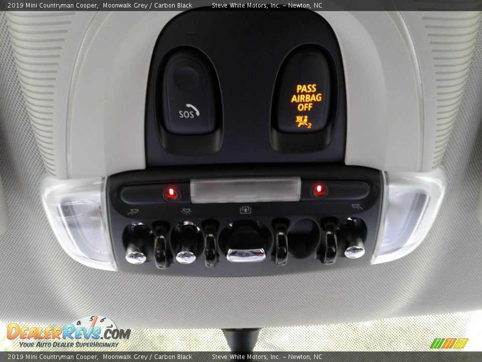 2019 Mini Countryman Cooper Moonwalk Grey / Carbon Black Photo #30