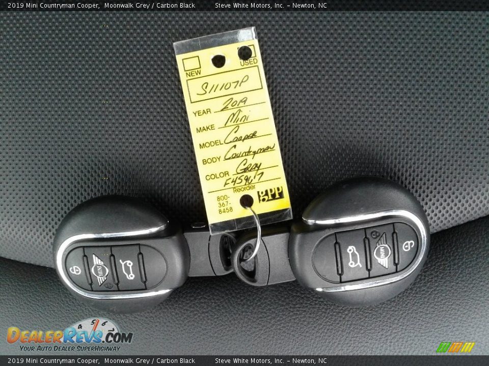 Keys of 2019 Mini Countryman Cooper Photo #33