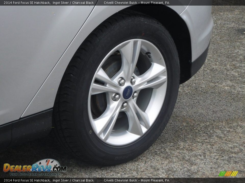 2014 Ford Focus SE Hatchback Ingot Silver / Charcoal Black Photo #3