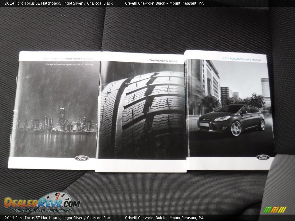 2014 Ford Focus SE Hatchback Ingot Silver / Charcoal Black Photo #26