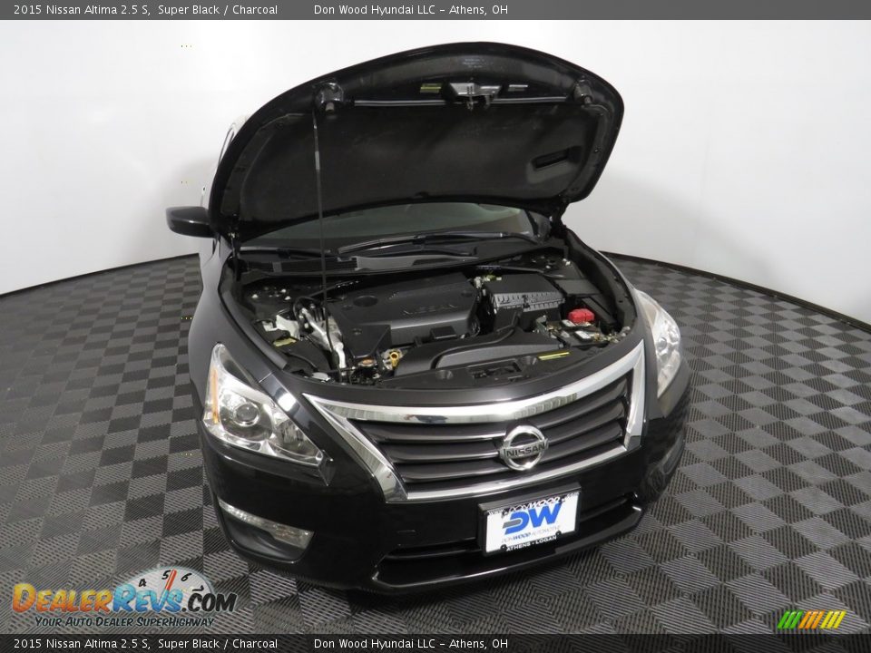 2015 Nissan Altima 2.5 S Super Black / Charcoal Photo #5