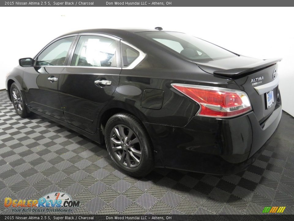 2015 Nissan Altima 2.5 S Super Black / Charcoal Photo #9