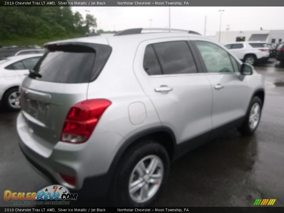 2019 Chevrolet Trax LT AWD Silver Ice Metallic / Jet Black Photo #5