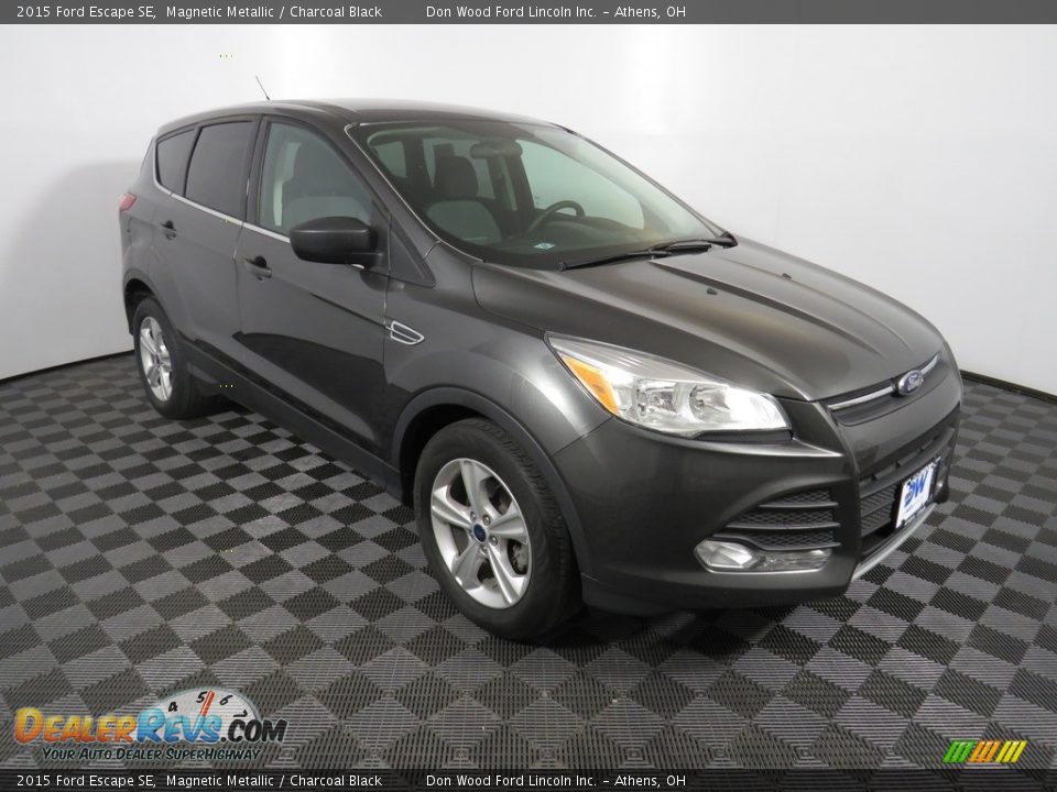 2015 Ford Escape SE Magnetic Metallic / Charcoal Black Photo #2