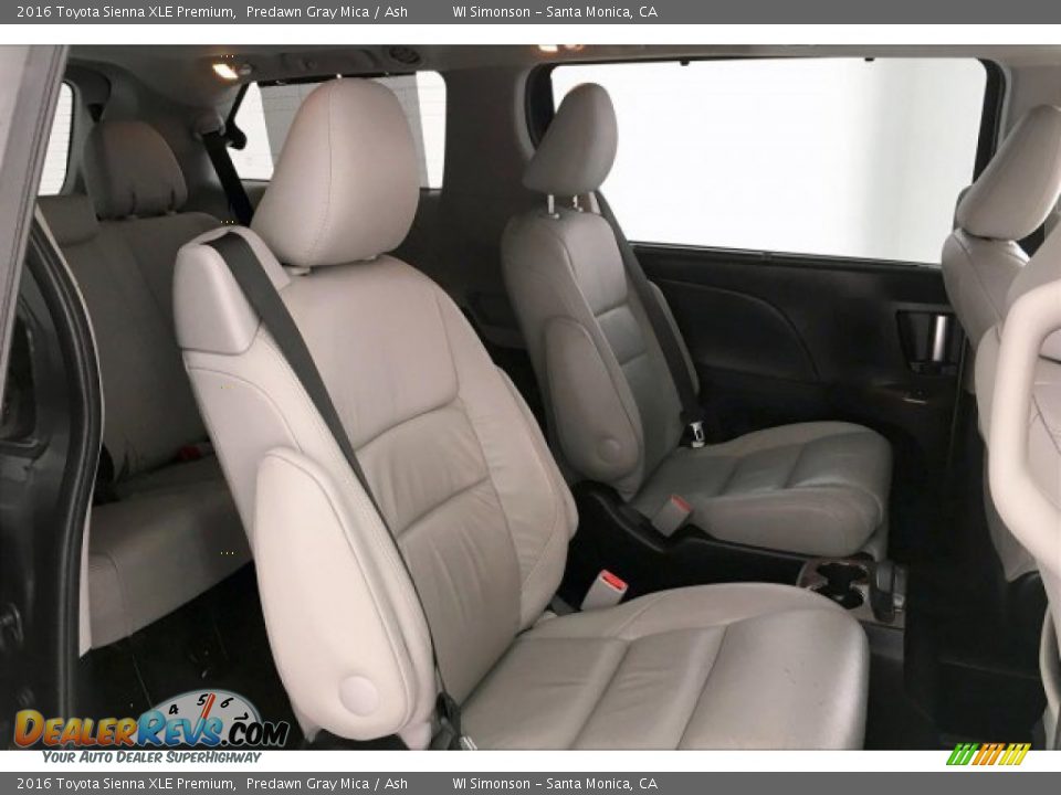 2016 Toyota Sienna XLE Premium Predawn Gray Mica / Ash Photo #13