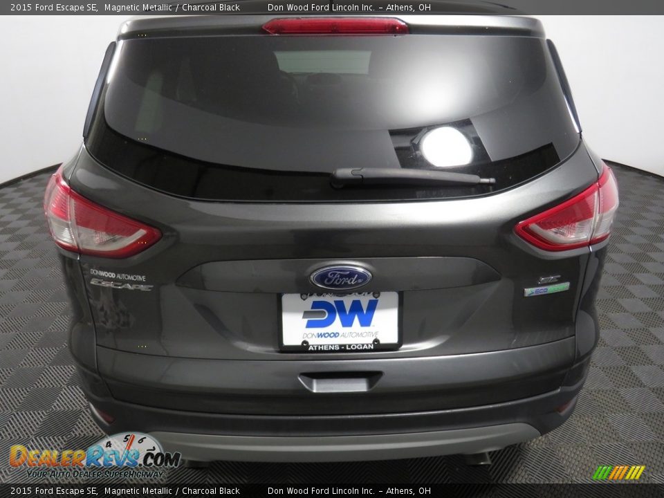 2015 Ford Escape SE Magnetic Metallic / Charcoal Black Photo #11