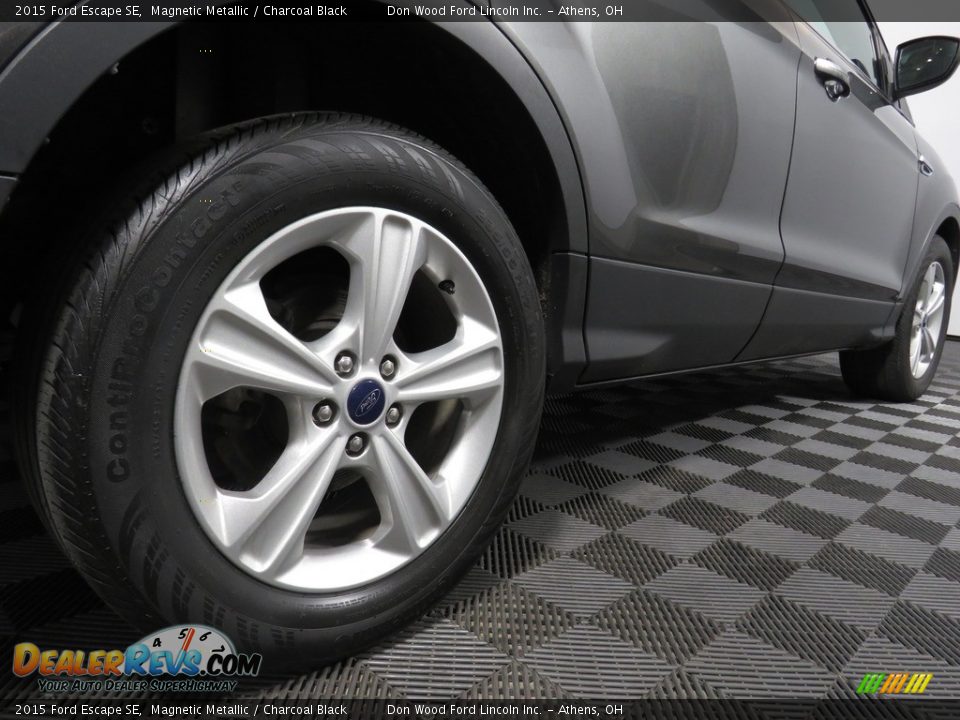 2015 Ford Escape SE Magnetic Metallic / Charcoal Black Photo #15