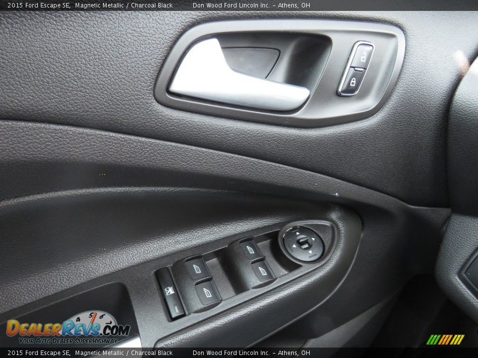 2015 Ford Escape SE Magnetic Metallic / Charcoal Black Photo #33