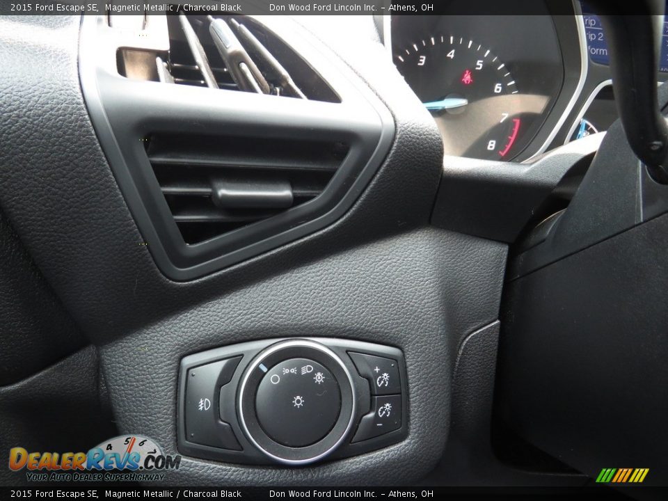 2015 Ford Escape SE Magnetic Metallic / Charcoal Black Photo #34