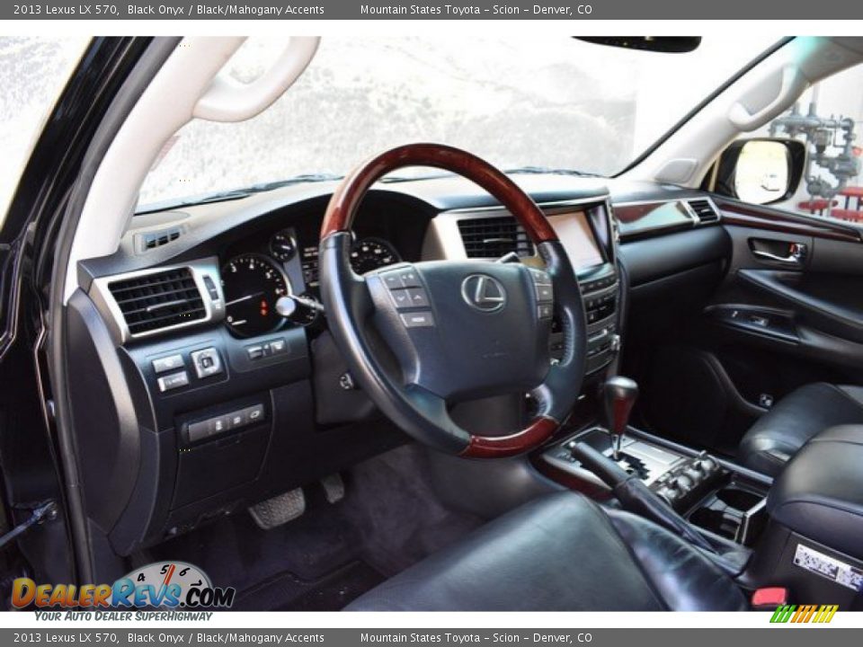 2013 Lexus LX 570 Black Onyx / Black/Mahogany Accents Photo #10