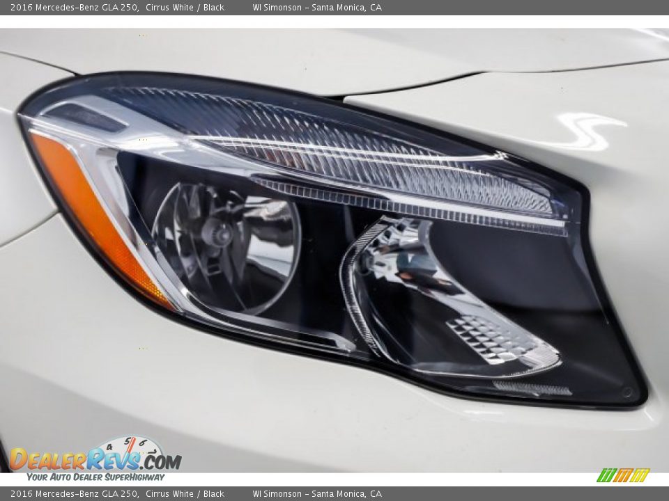 2016 Mercedes-Benz GLA 250 Cirrus White / Black Photo #3