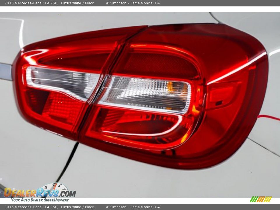 2016 Mercedes-Benz GLA 250 Cirrus White / Black Photo #5