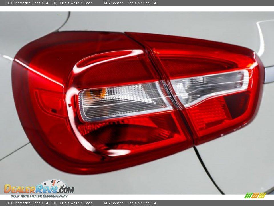 2016 Mercedes-Benz GLA 250 Cirrus White / Black Photo #12