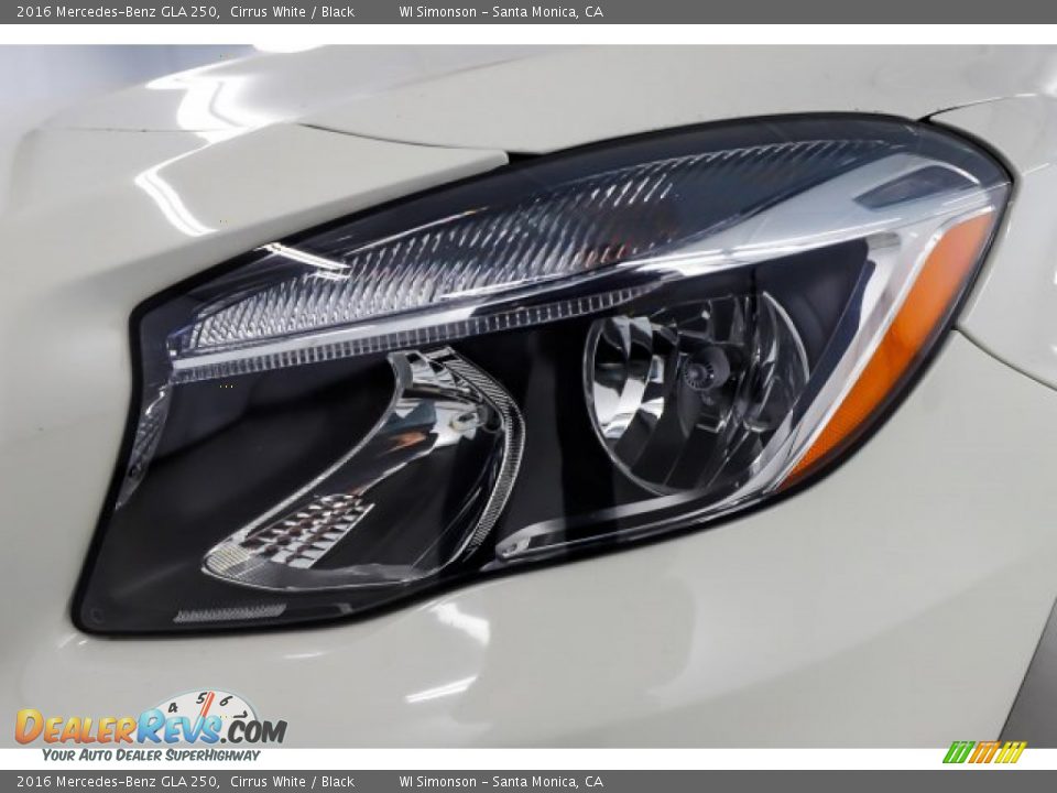2016 Mercedes-Benz GLA 250 Cirrus White / Black Photo #14