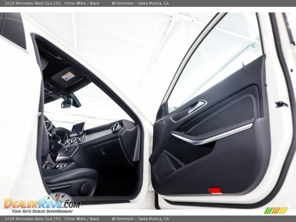 2016 Mercedes-Benz GLA 250 Cirrus White / Black Photo #32