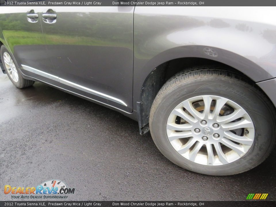 2012 Toyota Sienna XLE Predawn Gray Mica / Light Gray Photo #4