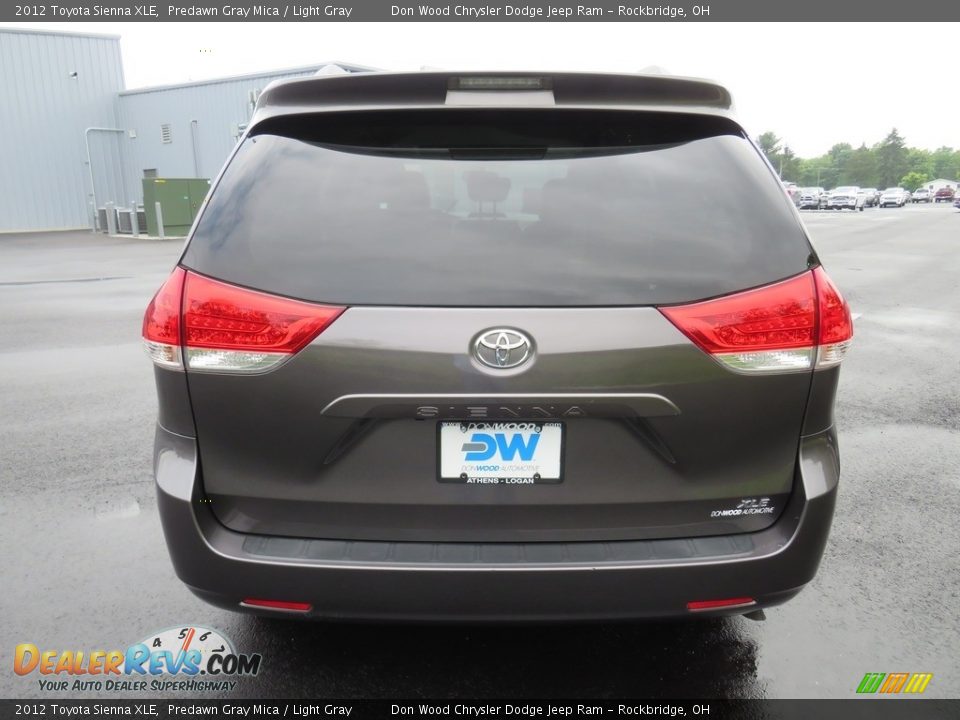 2012 Toyota Sienna XLE Predawn Gray Mica / Light Gray Photo #13