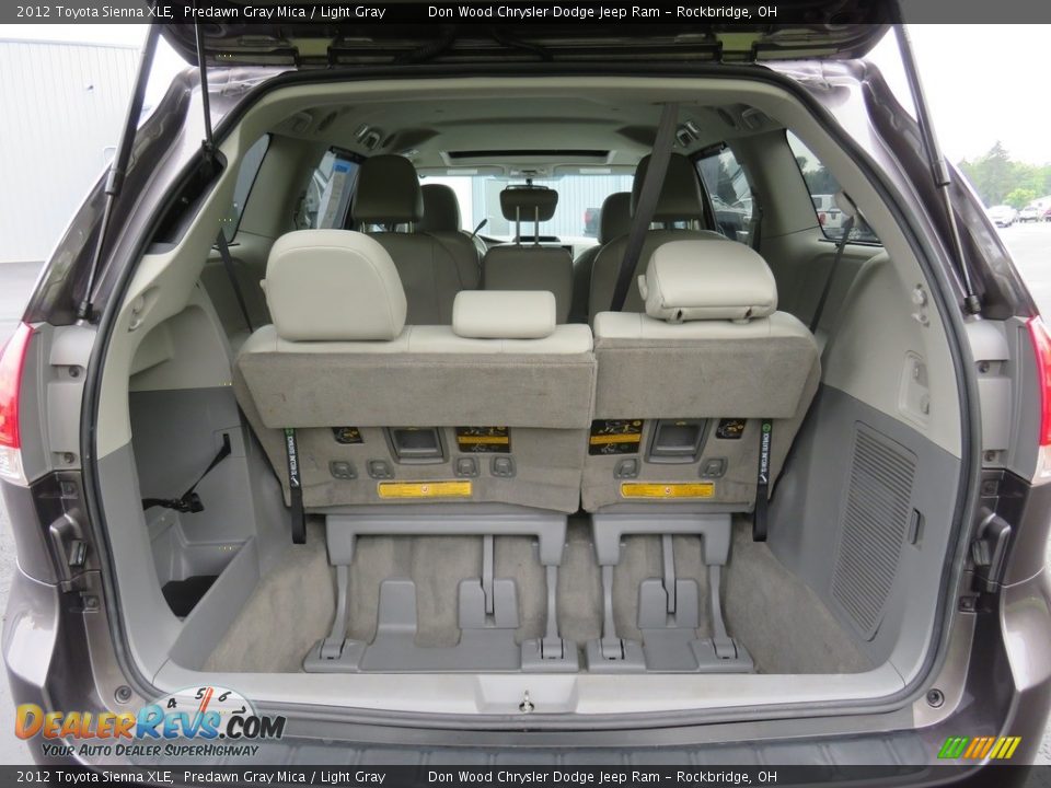 2012 Toyota Sienna XLE Predawn Gray Mica / Light Gray Photo #16