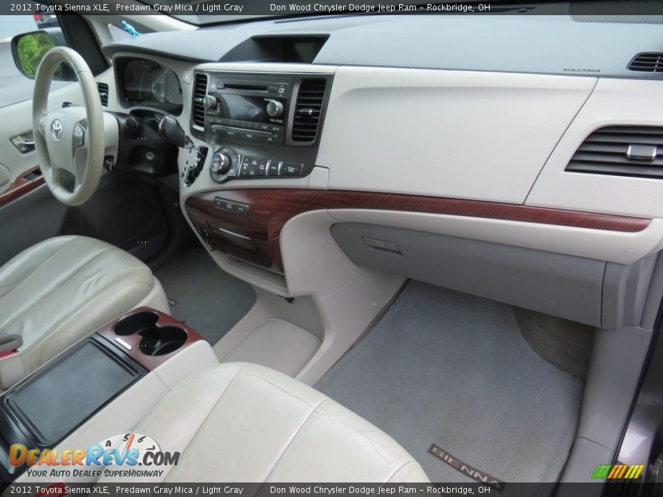 2012 Toyota Sienna XLE Predawn Gray Mica / Light Gray Photo #30
