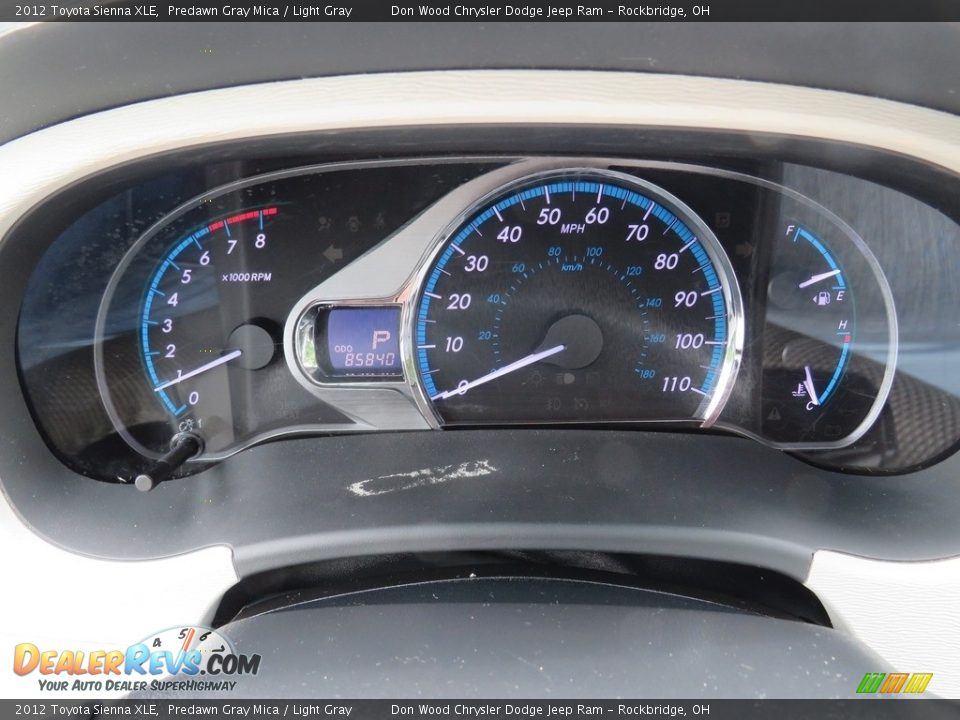 2012 Toyota Sienna XLE Predawn Gray Mica / Light Gray Photo #31