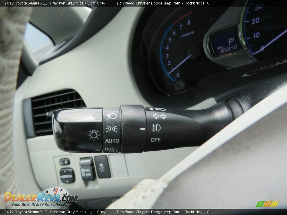2012 Toyota Sienna XLE Predawn Gray Mica / Light Gray Photo #33