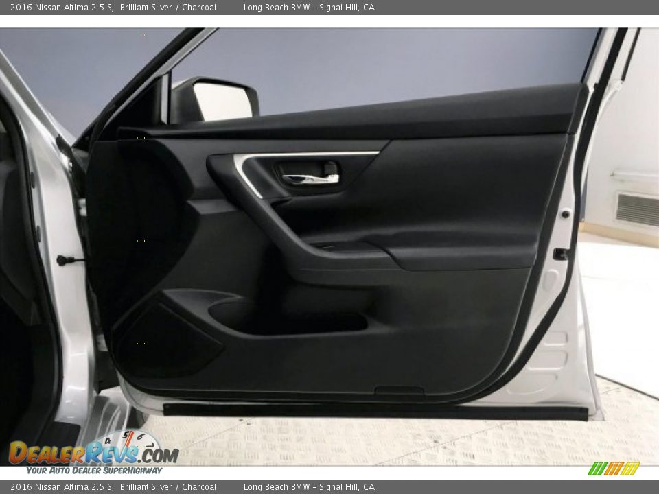 2016 Nissan Altima 2.5 S Brilliant Silver / Charcoal Photo #25