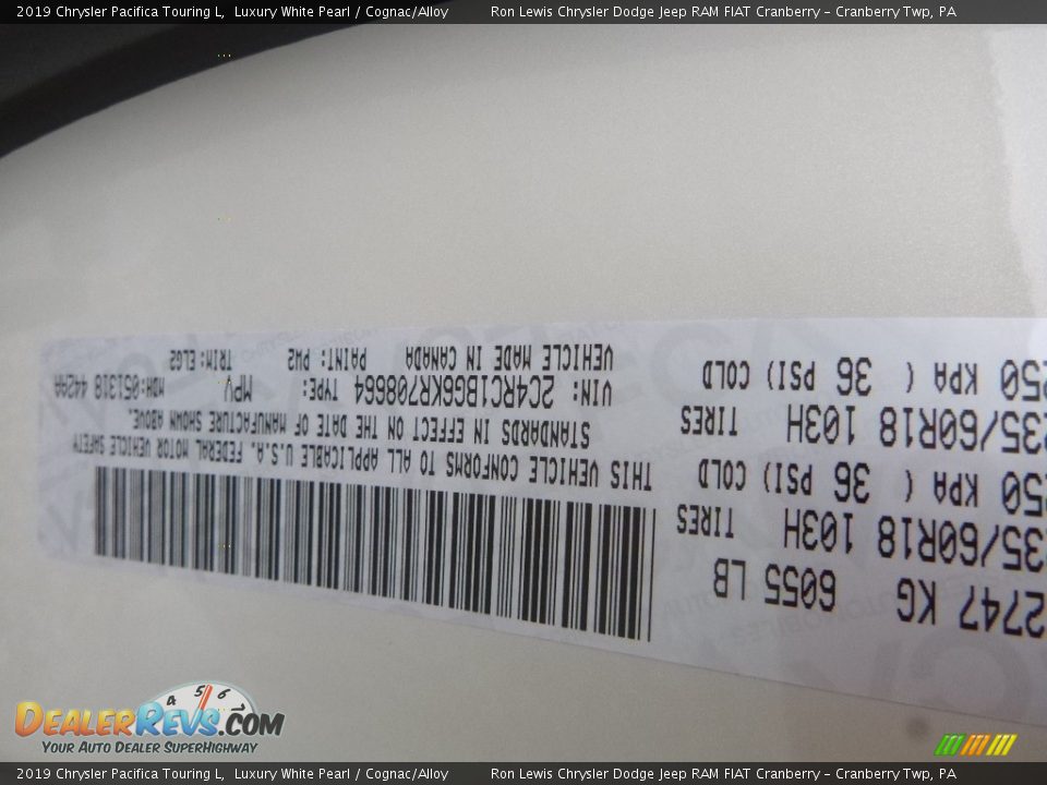 2019 Chrysler Pacifica Touring L Luxury White Pearl / Cognac/Alloy Photo #14