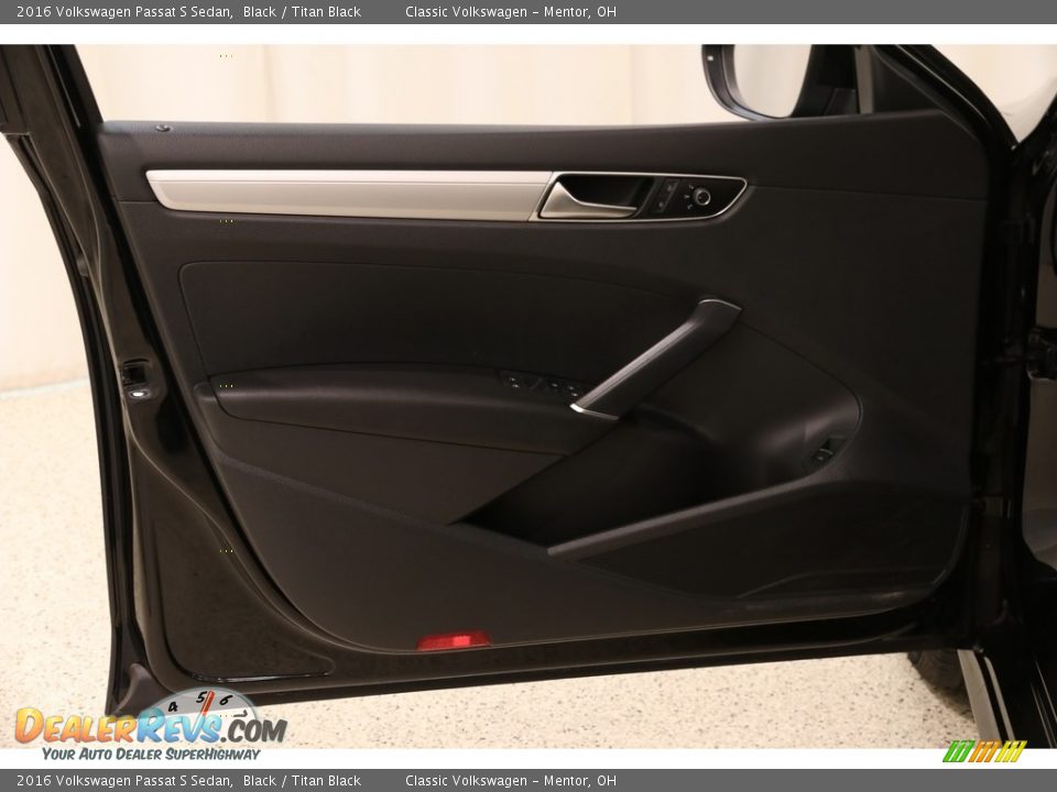 2016 Volkswagen Passat S Sedan Black / Titan Black Photo #4