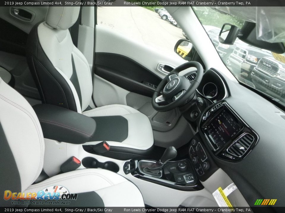 2019 Jeep Compass Limited 4x4 Sting-Gray / Black/Ski Gray Photo #10