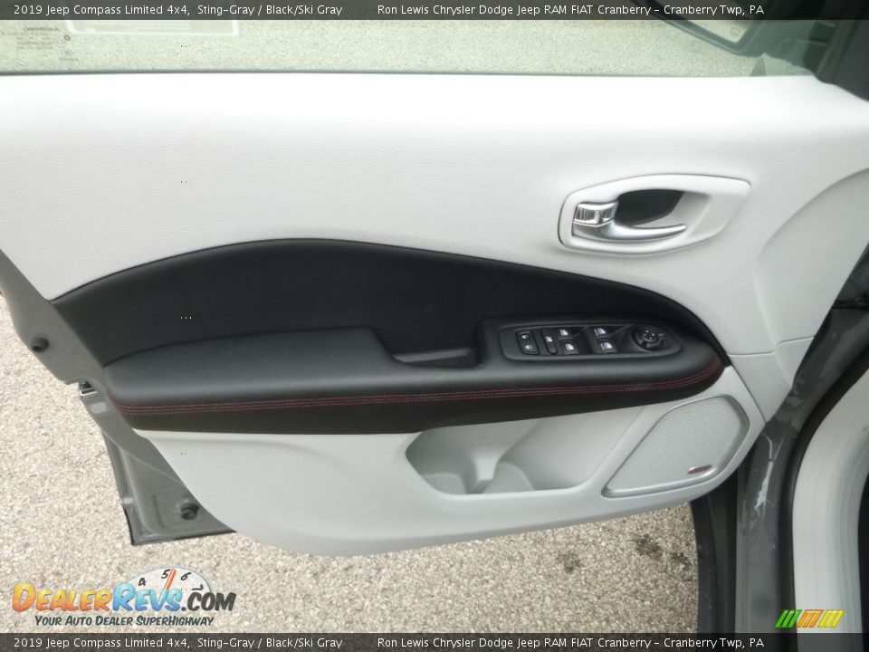 2019 Jeep Compass Limited 4x4 Sting-Gray / Black/Ski Gray Photo #14