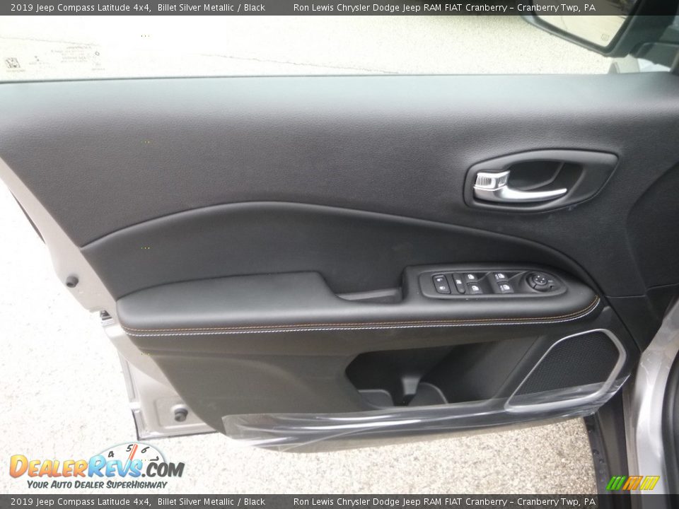 2019 Jeep Compass Latitude 4x4 Billet Silver Metallic / Black Photo #15