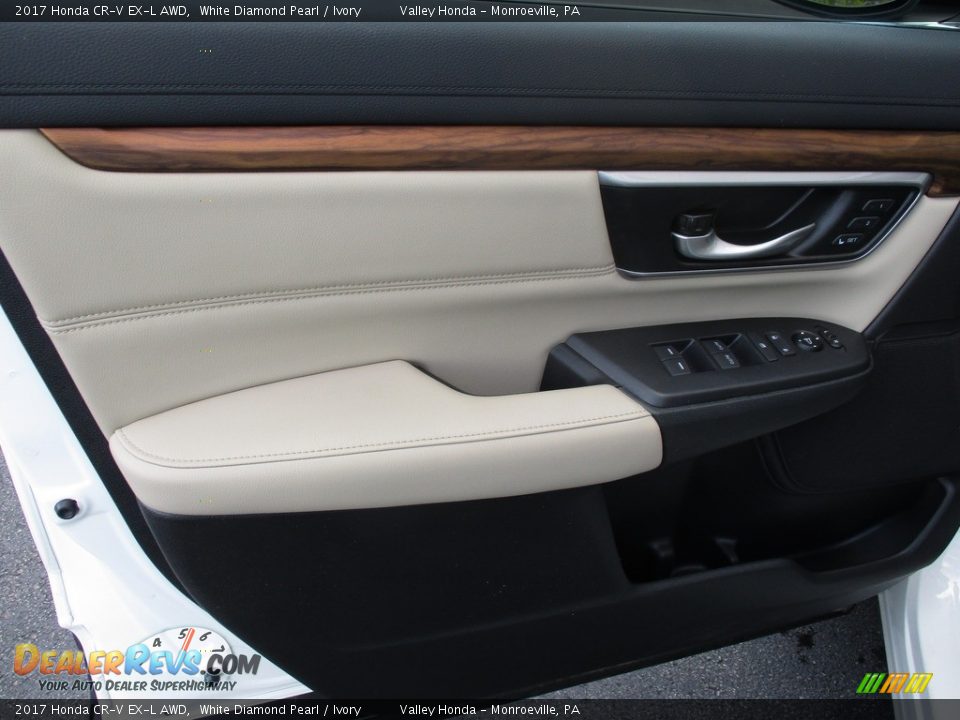 2017 Honda CR-V EX-L AWD White Diamond Pearl / Ivory Photo #10