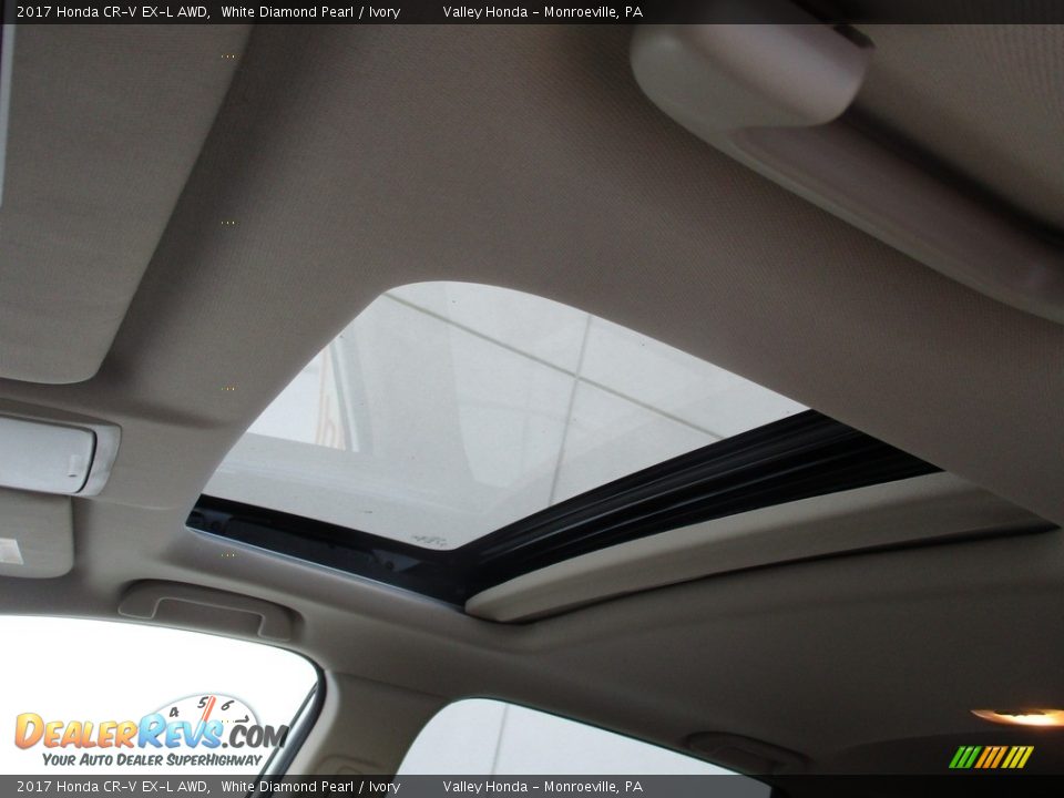 2017 Honda CR-V EX-L AWD White Diamond Pearl / Ivory Photo #11