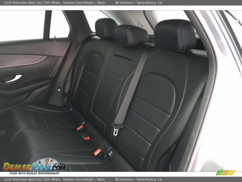 2016 Mercedes-Benz GLC 300 4Matic Selenite Grey Metallic / Black Photo #15
