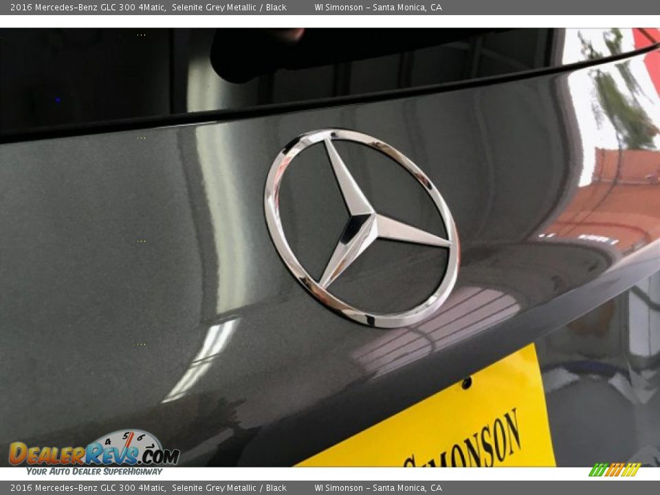 2016 Mercedes-Benz GLC 300 4Matic Selenite Grey Metallic / Black Photo #27