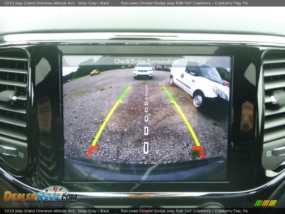 2019 Jeep Grand Cherokee Altitude 4x4 Sting-Gray / Black Photo #18
