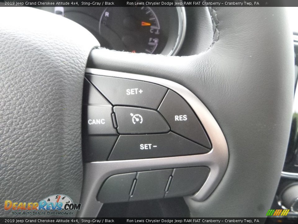 2019 Jeep Grand Cherokee Altitude 4x4 Sting-Gray / Black Photo #19