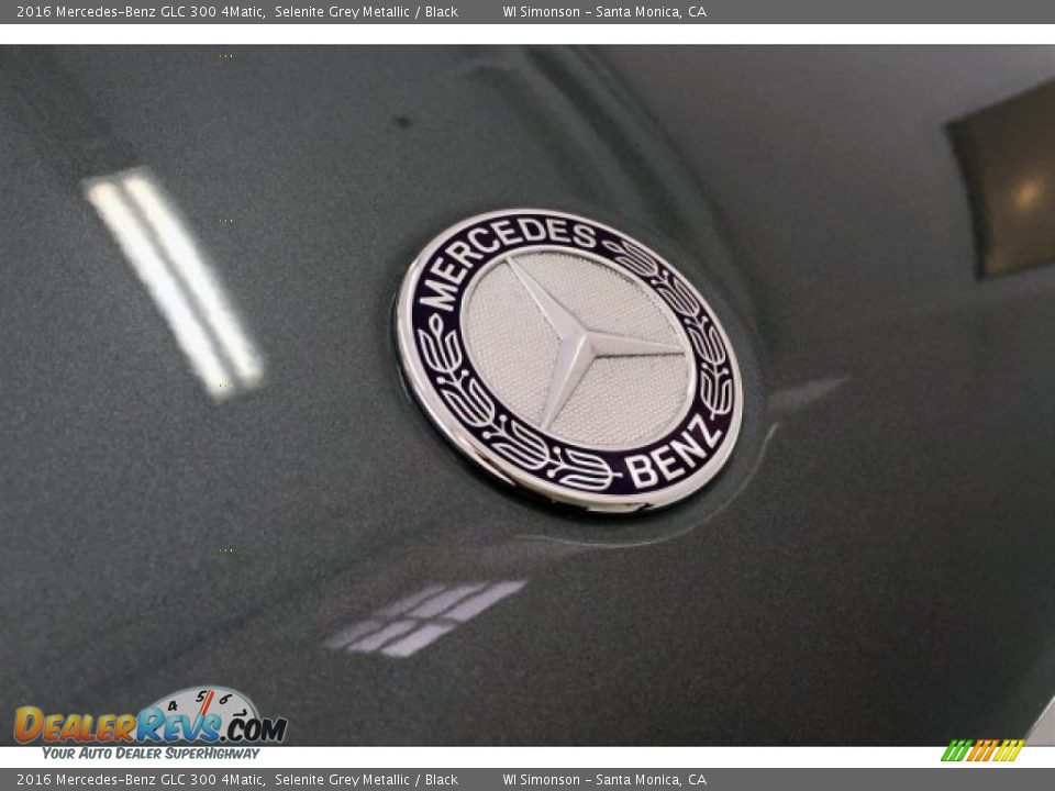 2016 Mercedes-Benz GLC 300 4Matic Selenite Grey Metallic / Black Photo #33