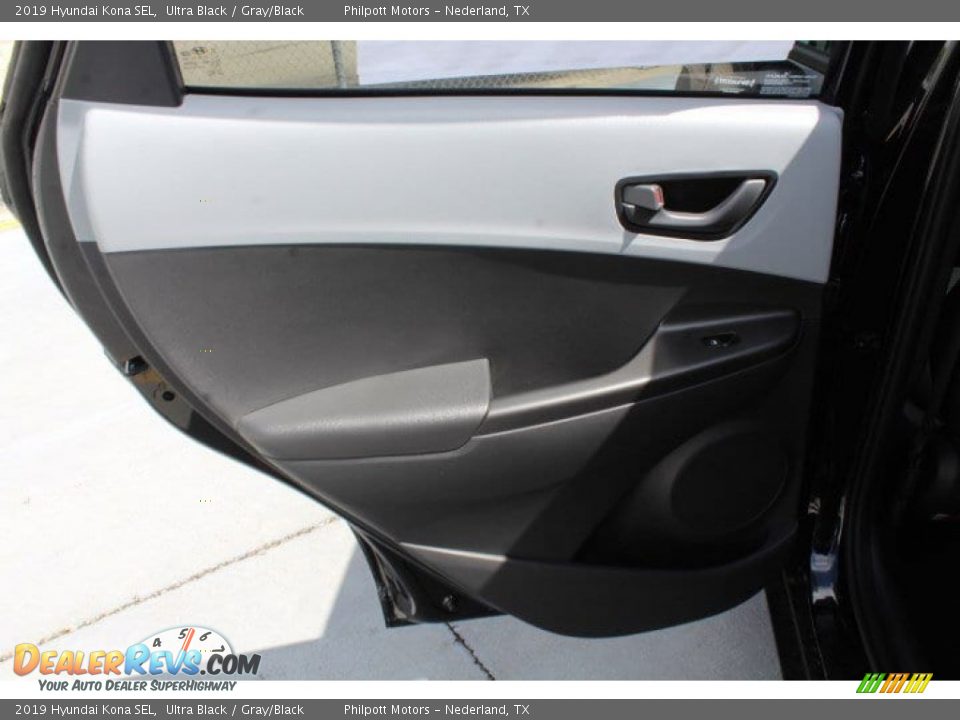 Door Panel of 2019 Hyundai Kona SEL Photo #17