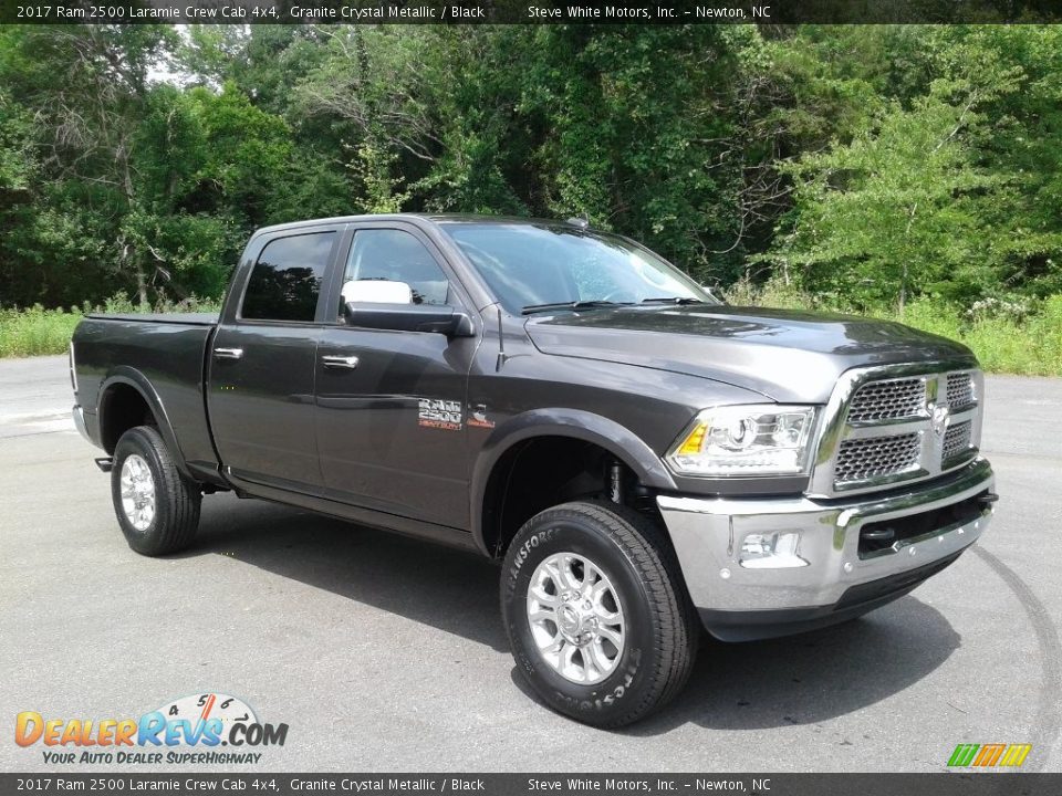 2017 Ram 2500 Laramie Crew Cab 4x4 Granite Crystal Metallic / Black Photo #4