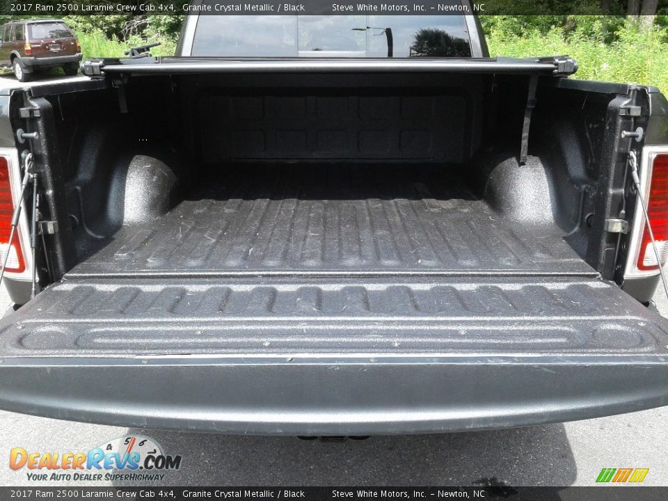 2017 Ram 2500 Laramie Crew Cab 4x4 Granite Crystal Metallic / Black Photo #12
