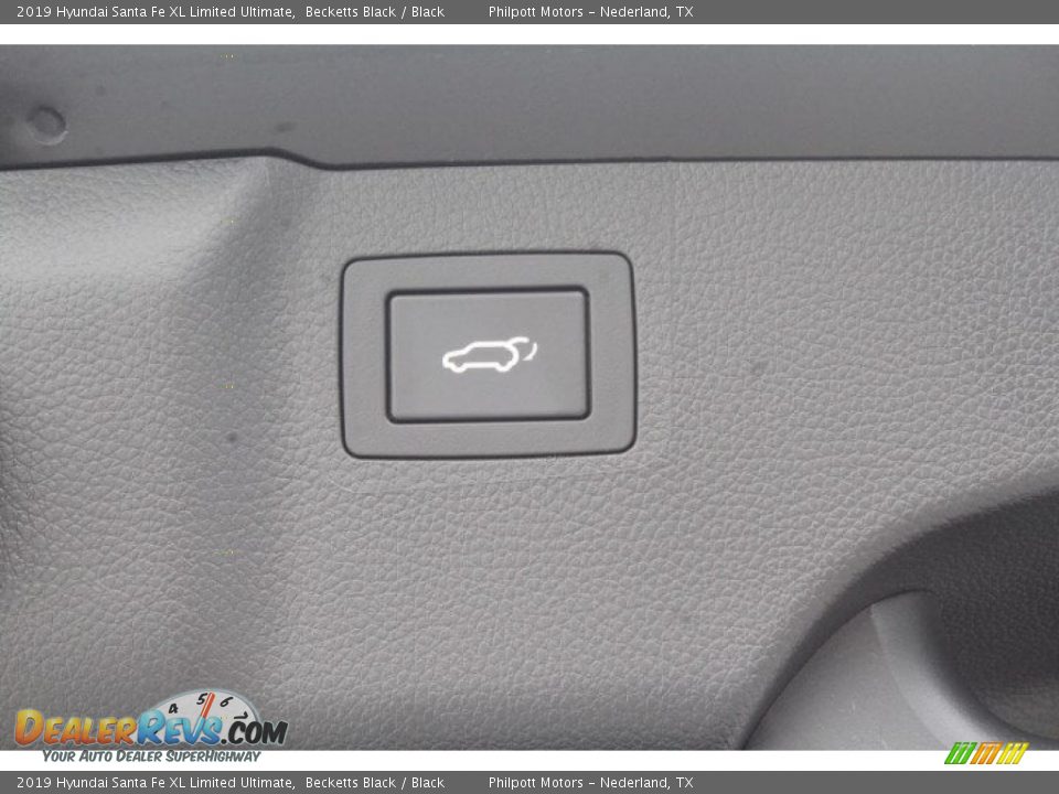 2019 Hyundai Santa Fe XL Limited Ultimate Becketts Black / Black Photo #22