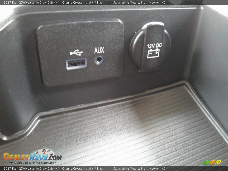 2017 Ram 2500 Laramie Crew Cab 4x4 Granite Crystal Metallic / Black Photo #30