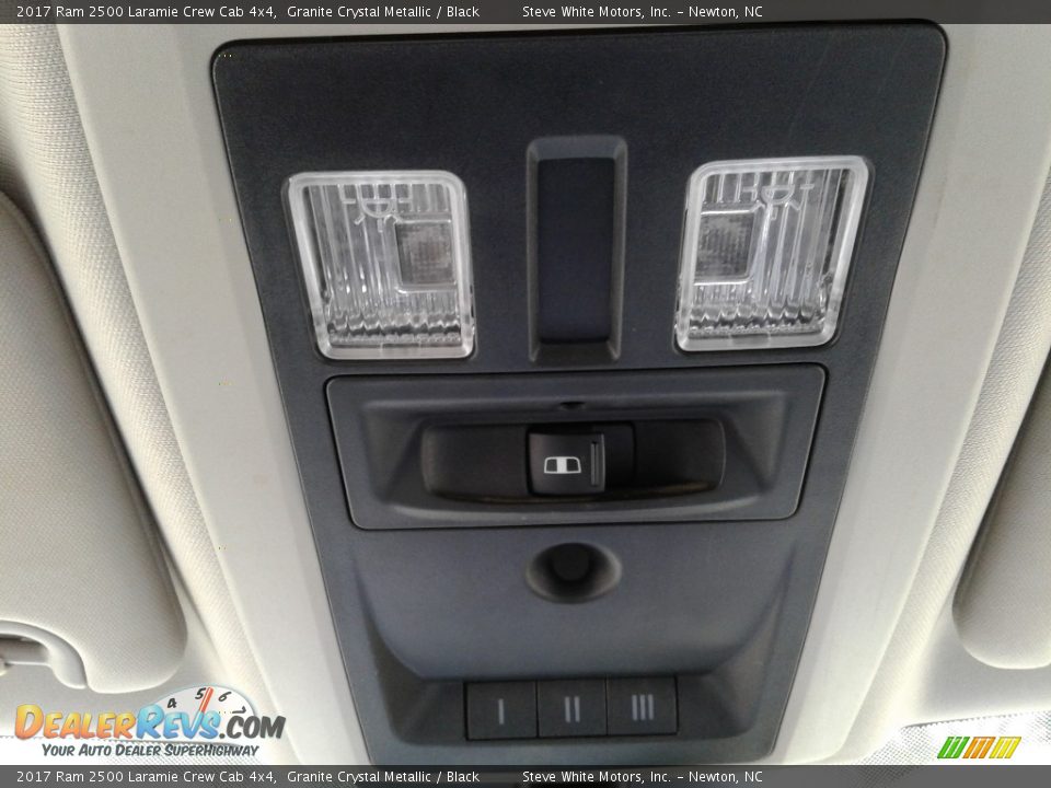 2017 Ram 2500 Laramie Crew Cab 4x4 Granite Crystal Metallic / Black Photo #31