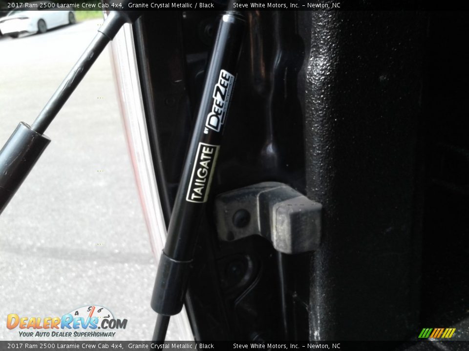 2017 Ram 2500 Laramie Crew Cab 4x4 Granite Crystal Metallic / Black Photo #34