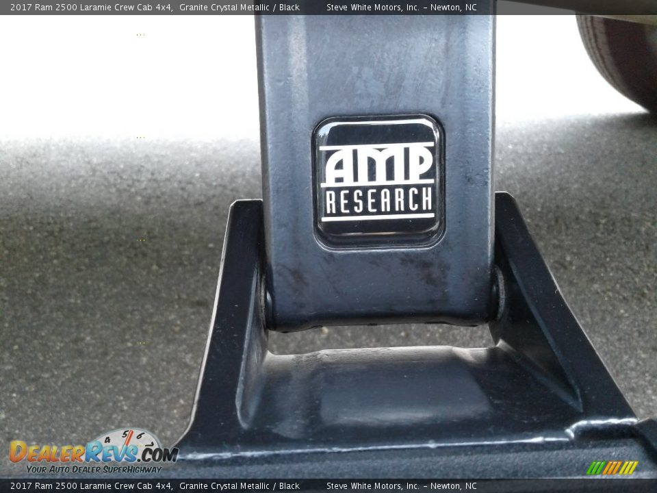 2017 Ram 2500 Laramie Crew Cab 4x4 Granite Crystal Metallic / Black Photo #36