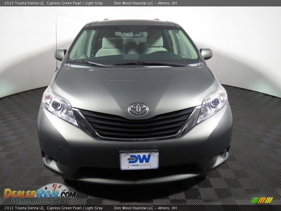 2013 Toyota Sienna LE Cypress Green Pearl / Light Gray Photo #4