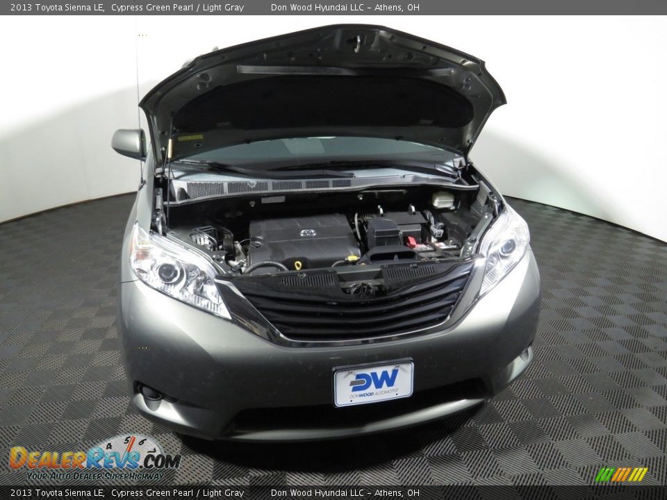 2013 Toyota Sienna LE Cypress Green Pearl / Light Gray Photo #5