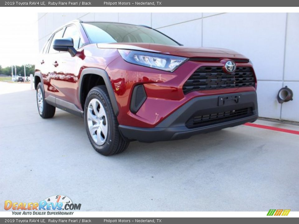 2019 Toyota RAV4 LE Ruby Flare Pearl / Black Photo #2