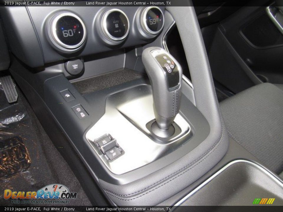 2019 Jaguar E-PACE  Shifter Photo #32